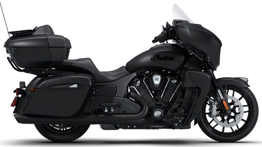 2026 Indian Roadmaster PowerPlus 112 Dark Horse with PowerBand Audio Package - 2026 انديان رودماستر باور بلس 112 دارك هورس مع باور باند اوديو باكج