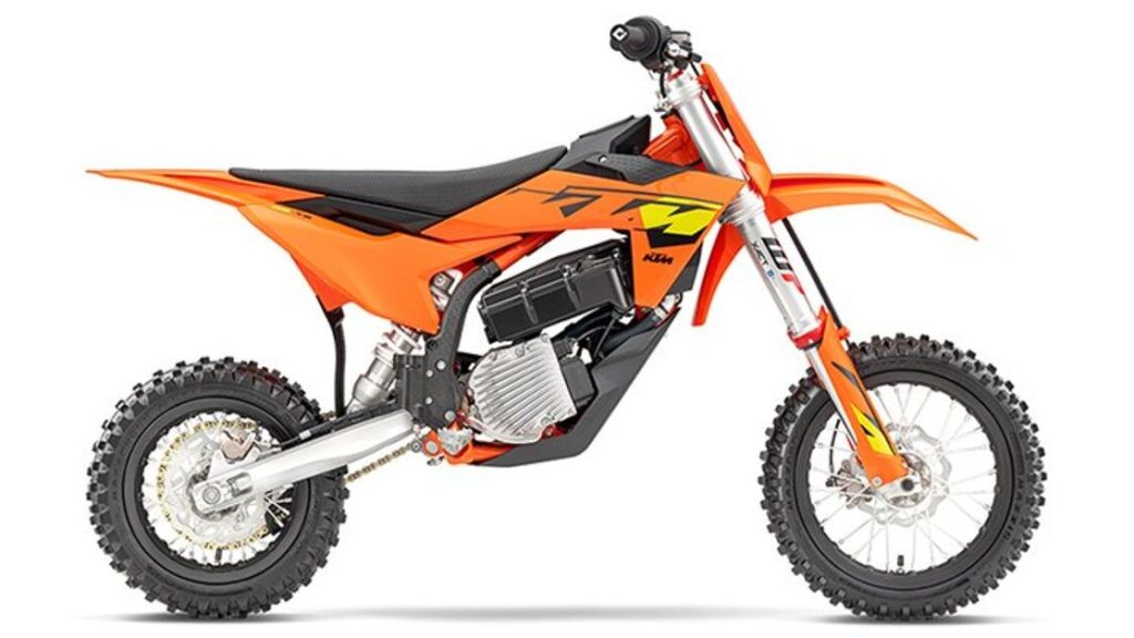 2026 KTM SX E 5 - 2026 كي تي إم SX E 5