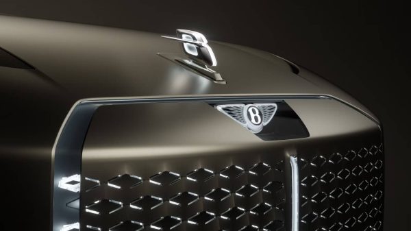 بنتلي تؤجّل خططها للتحوّل الكامل إلى السيارات الكهربائية حتى عام 2035 على الأقل