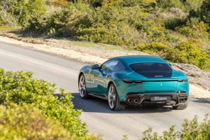 فيراري أمالفي 2027 … طراز يجمع بين الجمال المنحوت بدقة والقوة والرشاقة_5