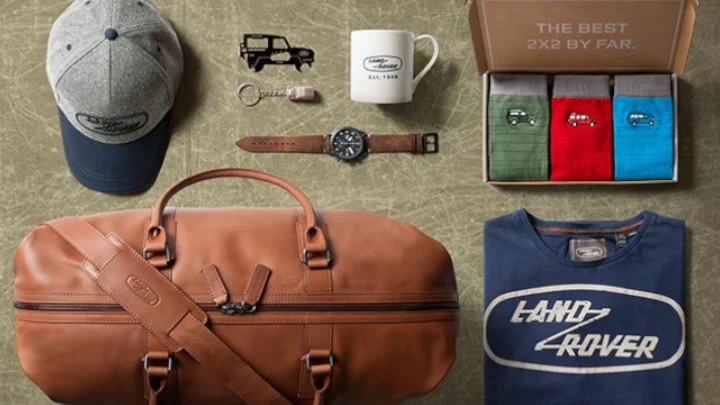 أفضل الإكسسوارات الذكية للسيارات في 2026 التي يحتاجها كل سائق في الكويت