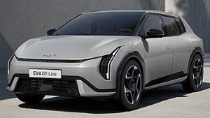 Kia EV4 hatchback GT 