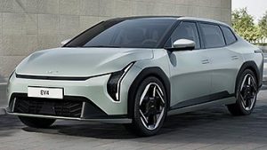 Kia EV4 sedan GT 