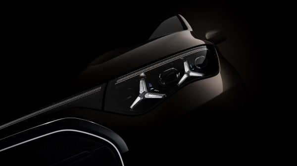 مرسيدس بنز تشوق لطراز VLE-Class … أفخم سيارة ميني فان فاخر في تاريخها