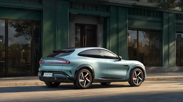 فايننشال تايمز: محادثات بين فورد وشركات سيارات صينية رغم النفي السابق