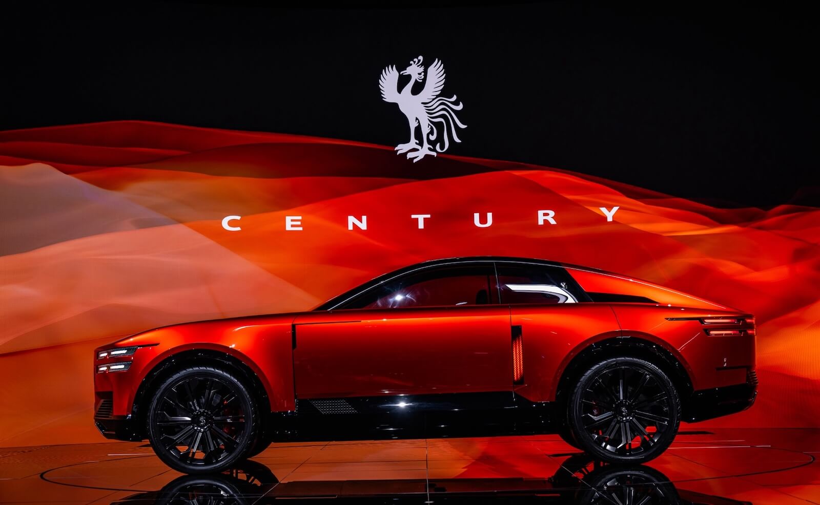 محرك V12 يعود من جديد … تويوتا سنتشري كوبيه تراهن على الفخامة التقليدية