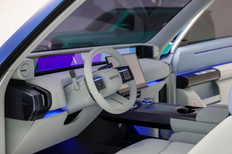 فريلاندر 2026 تعود كسيارة كهربائية للطرق الوعرة بشراكة بين JLR وشيري_5