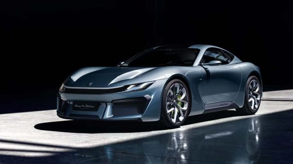 أول سوبركار من لينك آند كو.. Lynk & Co GT تجمع بين روح السباقات والتصميم السويدي