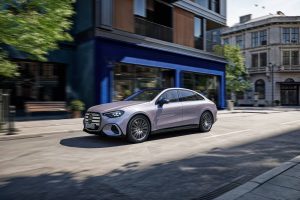 مرسيدس تكشف عن C-Class الكهربائية الجديدة … جمع ناجح بين الأداء والمدى الطويل_10