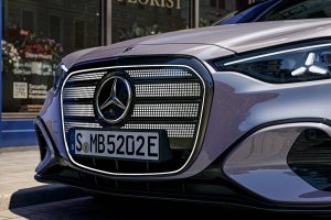 مرسيدس تكشف عن C-Class الكهربائية الجديدة … جمع ناجح بين الأداء والمدى الطويل_12