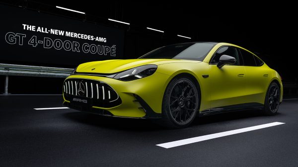 مرسيدس AMG تودّع محركات الاحتراق في GT 4-Door Coupe الجديدة وتدخل عصر الكهرباء