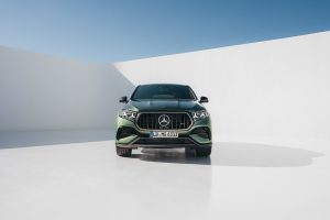 مرسيدس AMG تعيد أكبر سياراتها SUV بمحركات V8 مع قوة أعلى ودعم هجين معتدل_1