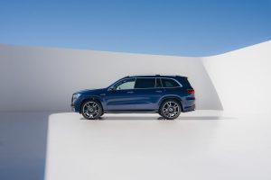 مرسيدس AMG تعيد أكبر سياراتها SUV بمحركات V8 مع قوة أعلى ودعم هجين معتدل_13