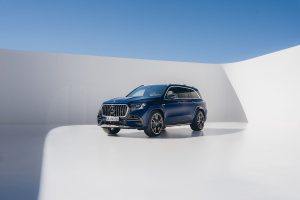 مرسيدس AMG تعيد أكبر سياراتها SUV بمحركات V8 مع قوة أعلى ودعم هجين معتدل_15