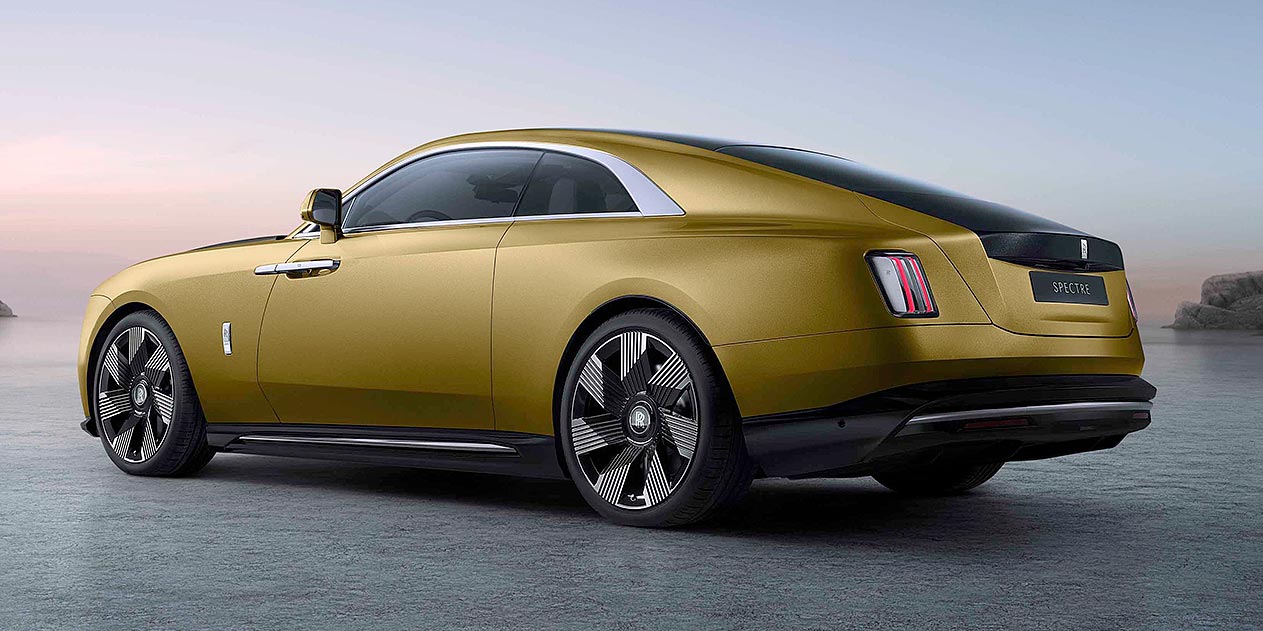 Rolls-Royce Spectre Black Badge  -  رولز رويس سبيكتر بلاك بادج_2