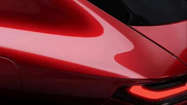 ستيلانتس تكشف عن ملامح سيارة SUV مدمجة جديدة من ألفا روميو